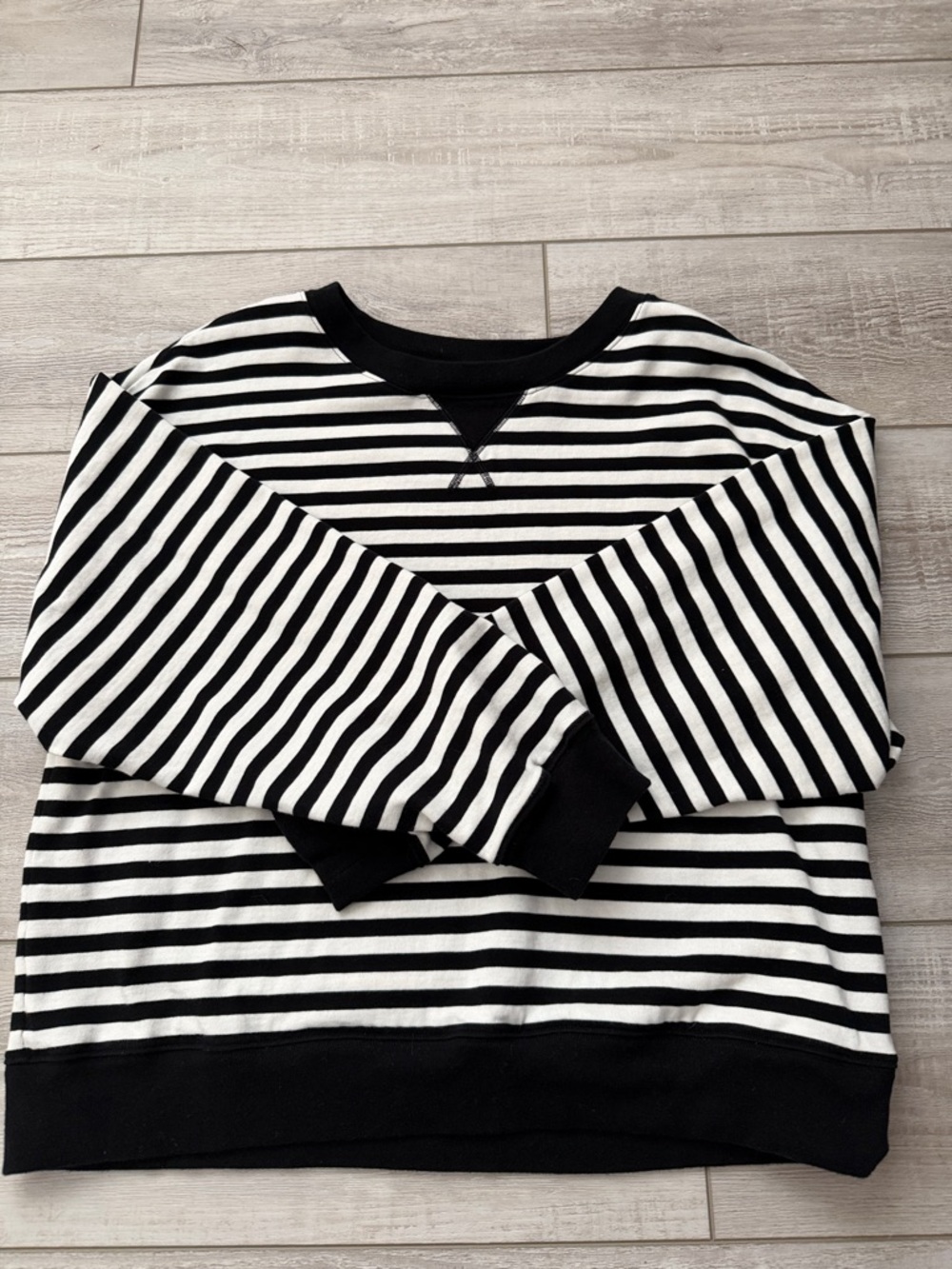 Aritzia TNA Striped Crewneck Sweatshirt - Black and White